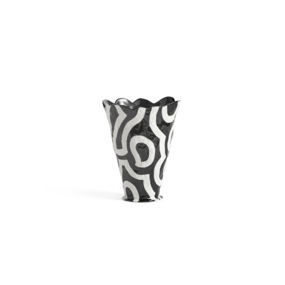 Hay_AB426-A963_Jessica Hans Shadow Vase black and white
