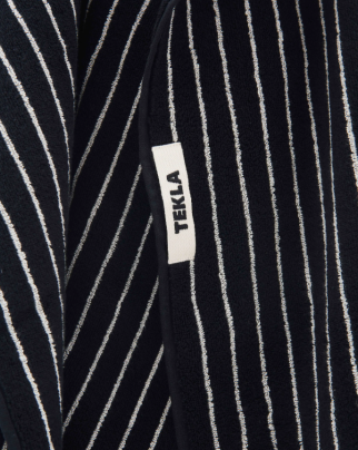 Tekla_håndkle_black stripes
